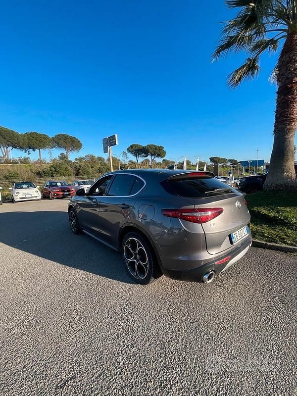 Usata Alfa Romeo Stelvio Ti 210 CV (154 kW) 2020 Grigio SUV