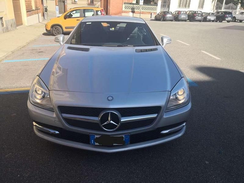 Usata Mercedes 200 184 CV (135 kW) 2011 Argento Cabrio