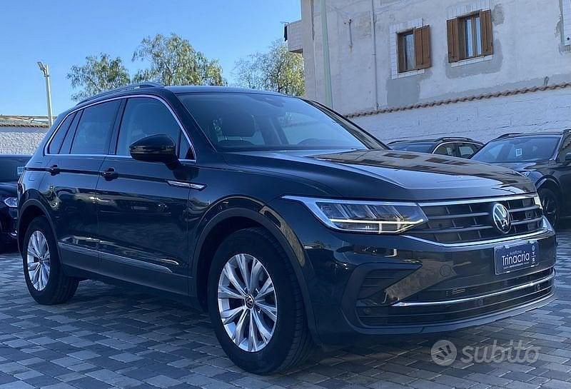 Usata VW Tiguan Life 150 CV (110 kW) 2022 Grigio SUV