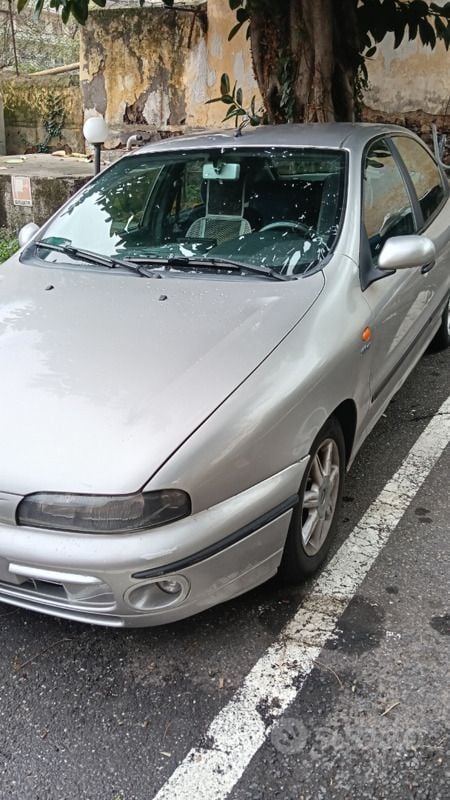 Grigio Usata 2000 Fiat Brava Due volumi | 1000 € (Ottimo prezzo) - Immagine 1/4