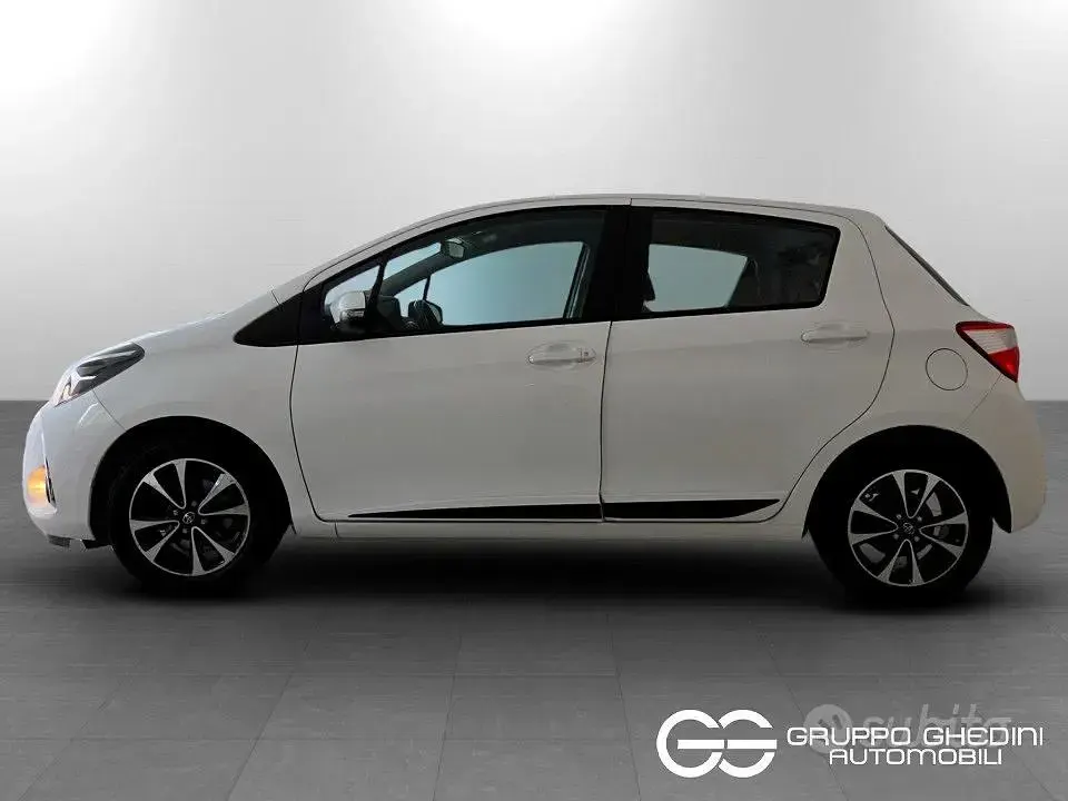 Usata Toyota Yaris Active 72 CV (52 kW) 2020 Bianco Berlina