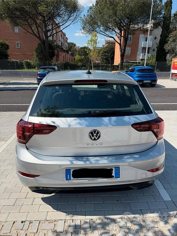 Usata VW Polo Style 75 CV (55 kW) 2022 Grigio Utilitaria