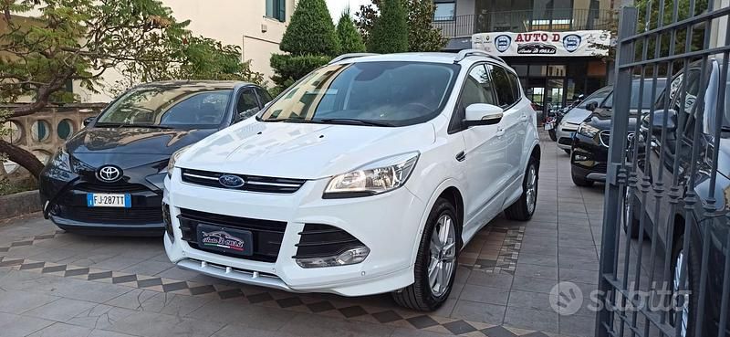 Usata Ford Kuga 2016 Bianco SUV