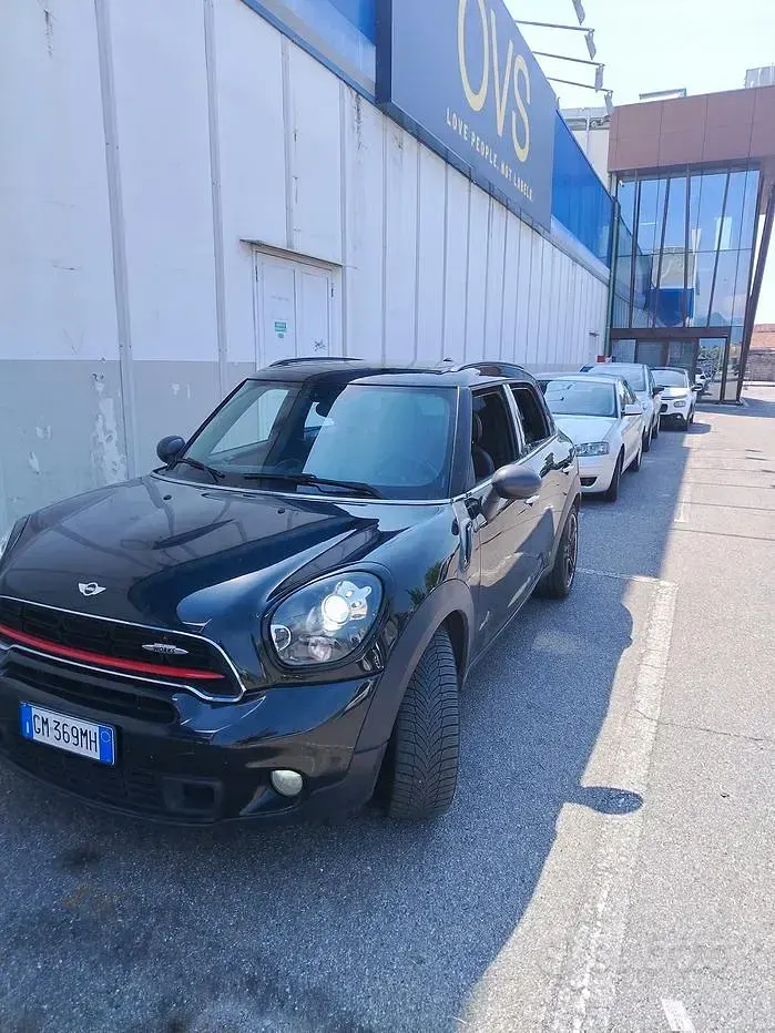 Usata Mini Countryman 143 CV (105 kW) 2015 Nero SUV