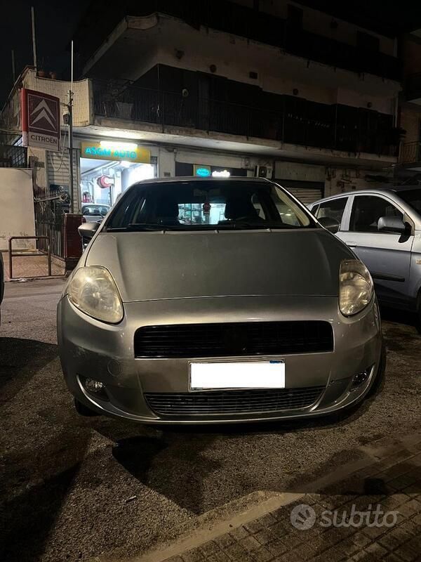 Usata Fiat Grande Punto 2009 Grigio Utilitaria