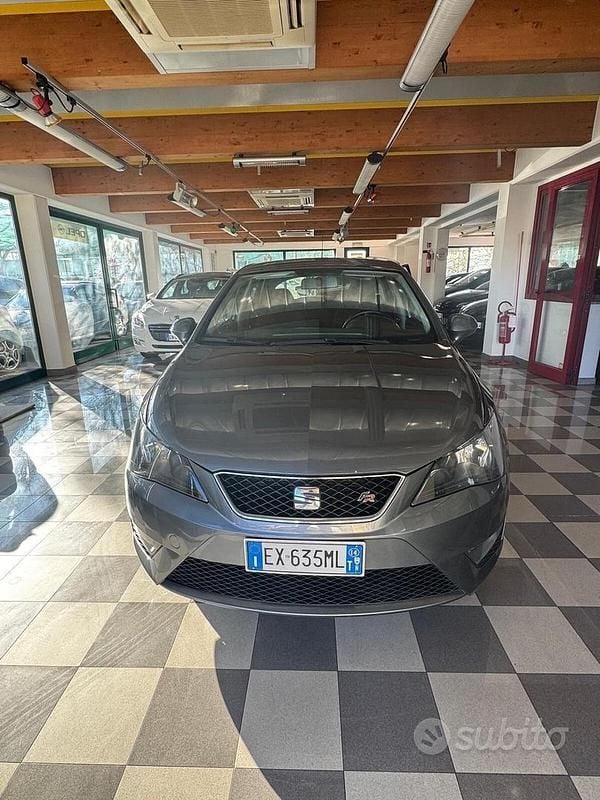 Usata Seat Ibiza FR 86 CV (63 kW) 2014 Grigio Berlina