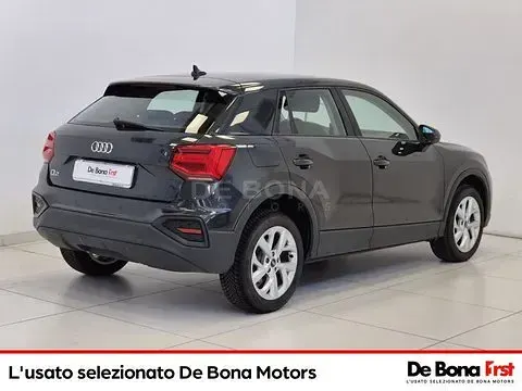 Usata Audi Q2 Business 150 CV (110 kW) 2023 Grigio SUV