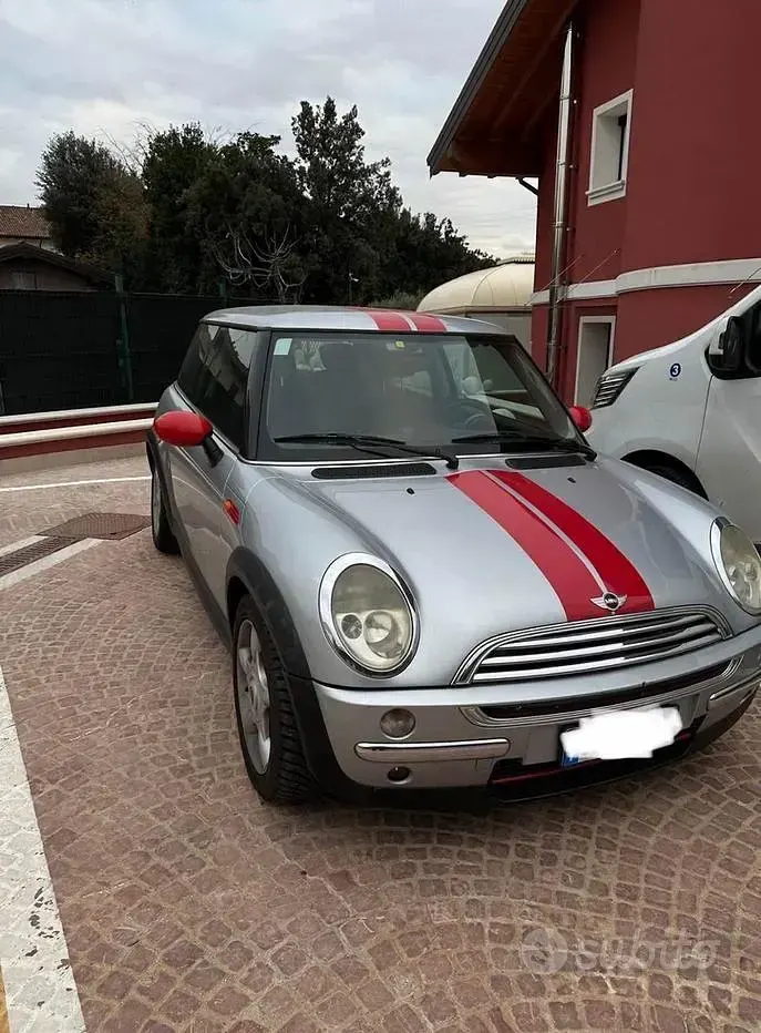 Usata Mini One D 63 CV (46 kW) 2003 Grigio Utilitaria