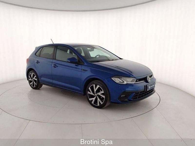 Usata VW Polo R-line 95 CV (69 kW) 2023 Blu metallizzato Utilitaria