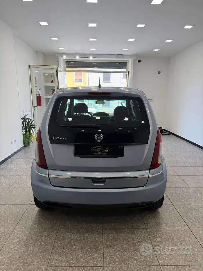 Usata Lancia Musa 90 CV (66 kW) 2010 Bluazzurro Monovolume