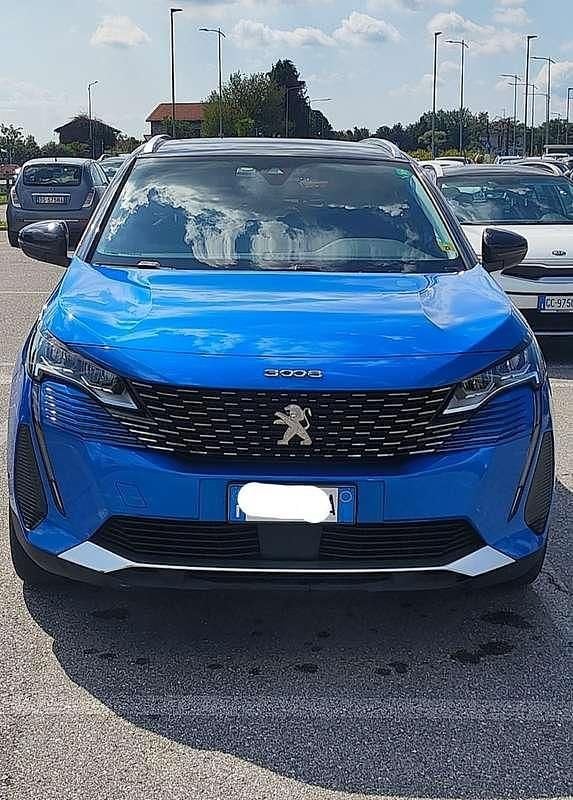 Usata Peugeot 3008 Allure 131 CV (96 kW) 2021 Blu/azzurro SUV
