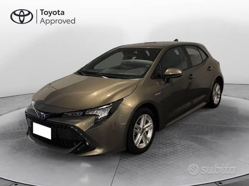 Oxide bronze Usata 2021 Toyota Corolla Active Tre volumi | 18.900 € (Buon prezzo) - Immagine 1/4