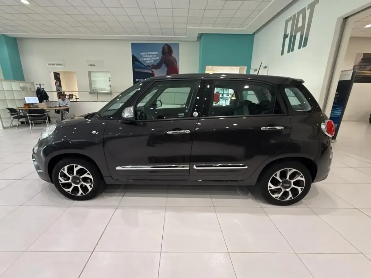 Usata Fiat 500L Mirror 95 CV (69 kW) 2019 Nero Monovolume