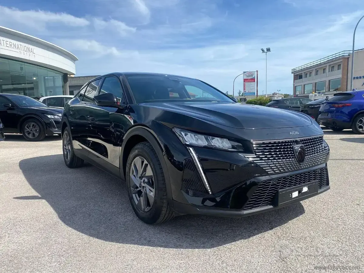 Usata Peugeot 408 Allure 136 CV (100 kW) 2024 Nero SUV