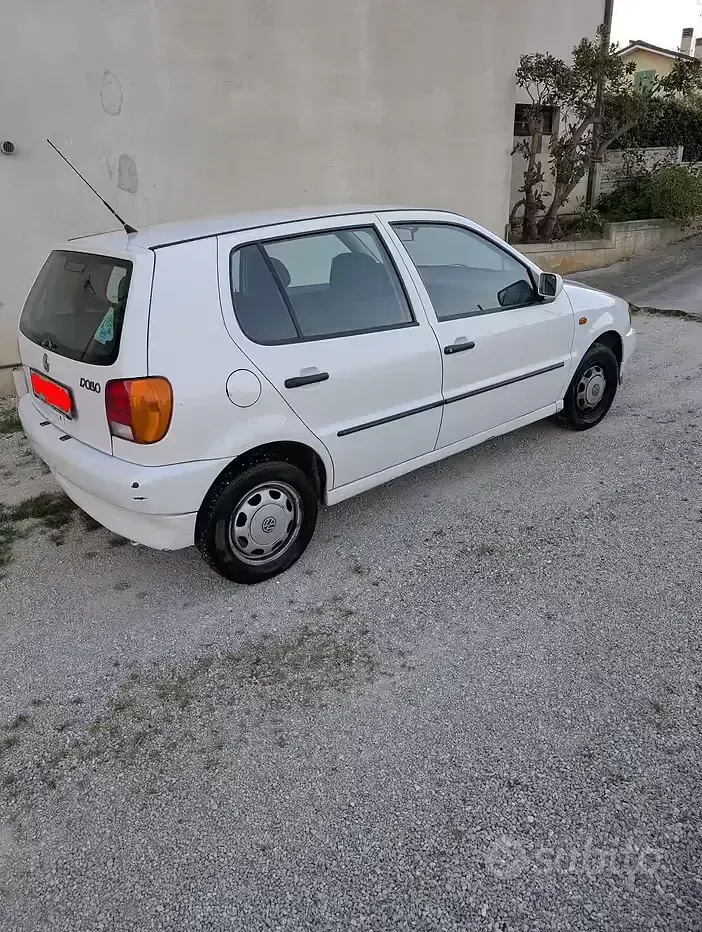 Usata VW Polo 39 CV (28 kW) 1997 Bianco Berlina