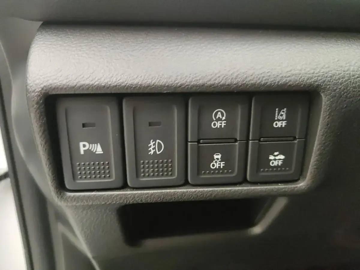 Usata Suzuki SX4 2023 Bianco SUV