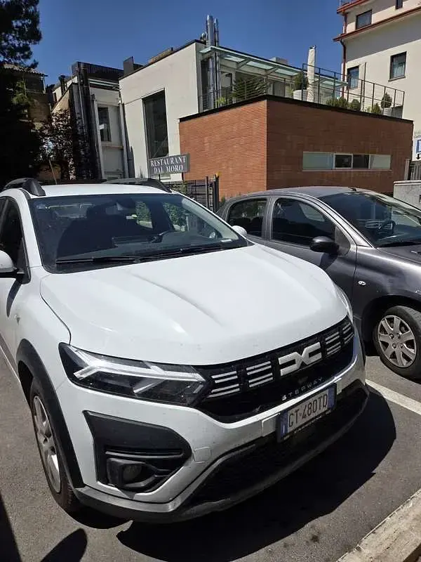 Usata Dacia Sandero Expression 101 CV (74 kW) 2024 Bianco Berlina