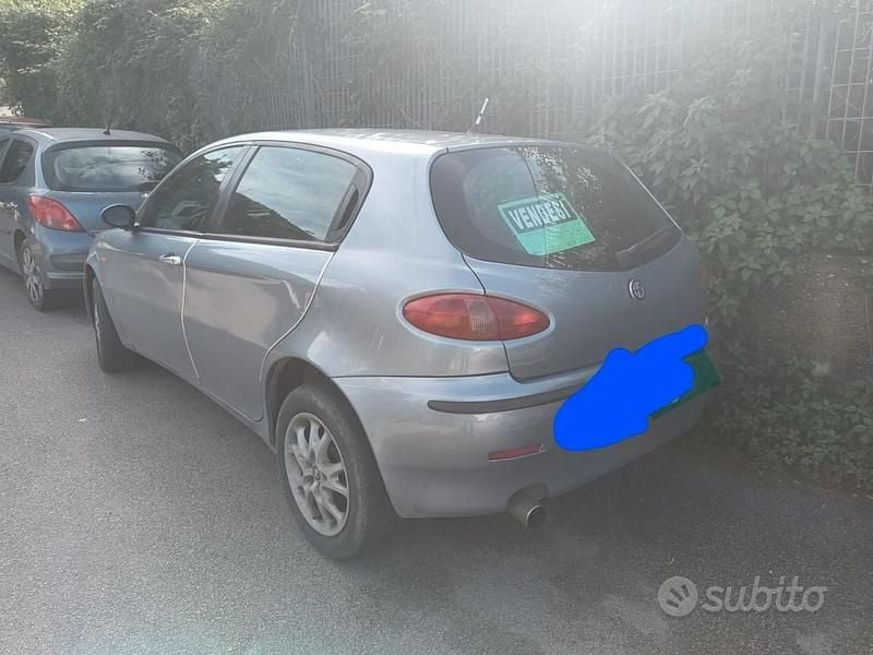 Usata Alfa Romeo 1900 140 CV (102 kW) 2003 Grigio Berlina