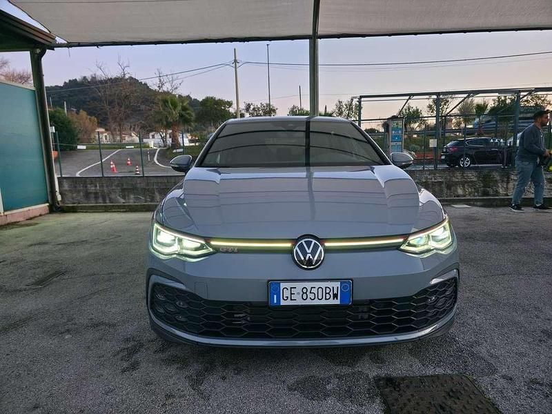 Usata VW Golf VIII GTI 245 CV (180 kW) 2021 Grigio Berlina