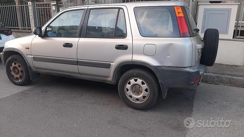 Usata Honda CR-V 2001 Grigio SUV