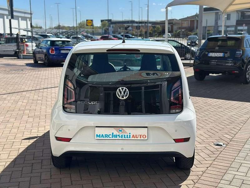 Usata VW up! Move 68 CV (50 kW) 2018 Bianco Utilitaria