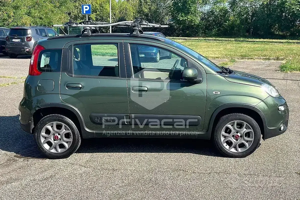 Usata Fiat Panda 4x4 S 75 CV (55 kW) 2014 Verde Utilitaria