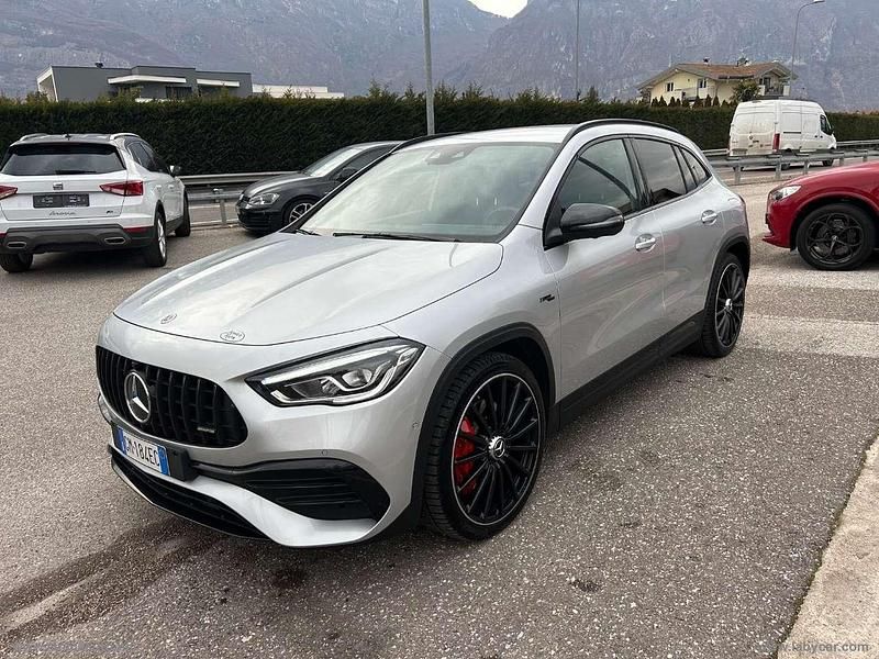 Usata Mercedes GLA35 AMG AMG 306 CV (225 kW) 2023 Argento SUV