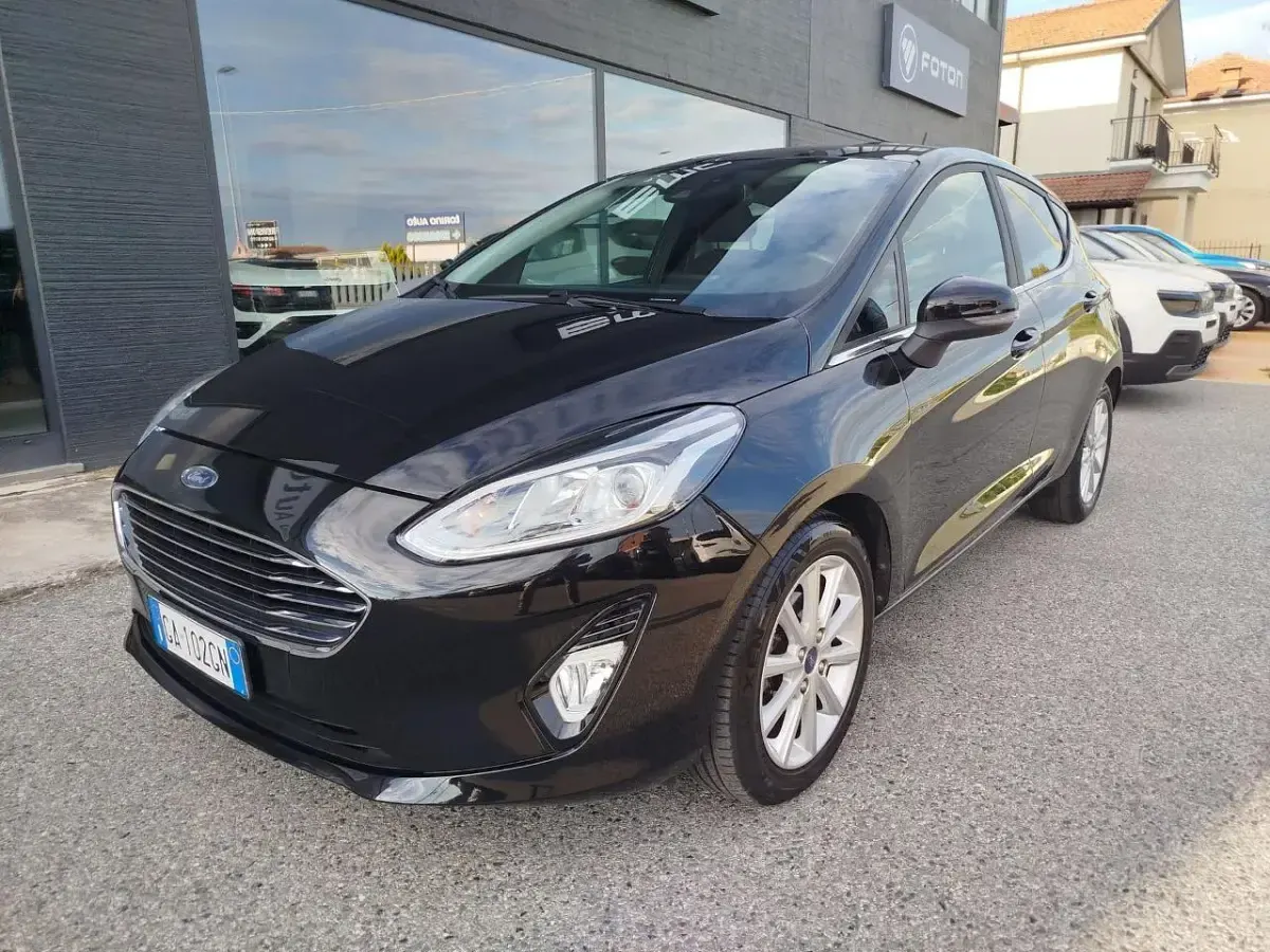 Usata Ford Fiesta Titanium 101 CV (74 kW) 2020 Nero Utilitaria