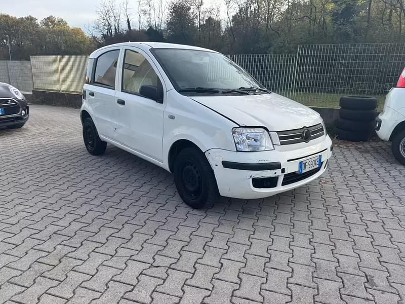 Usata Fiat Panda Dynamic 70 CV (51 kW) 2007 Bianco Utilitaria