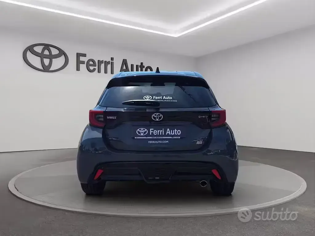 Usata Toyota Yaris Sport 131 CV (96 kW) 2025 Nero Utilitaria