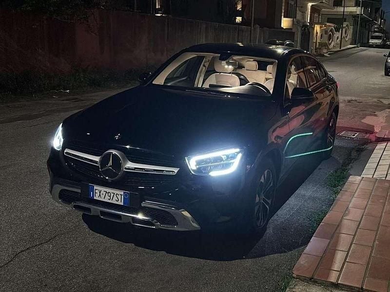 Usata Mercedes GLC220 Premium 212 CV (155 kW) 2019 Nero Coupé