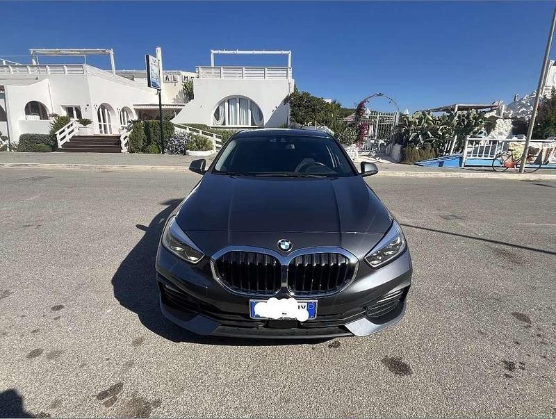 Usata 2020 BMW 116 Advantage Due volumi | 18.000 € (Buon prezzo) - Immagine 1/4