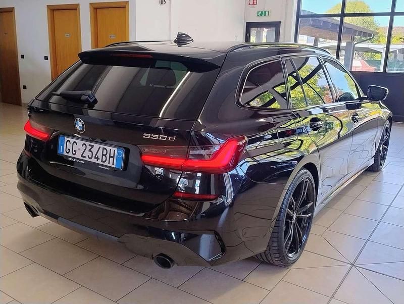 Usata BMW 330 M Sport 286 CV (210 kW) 2021 Blacksapphire metallic Station wagon