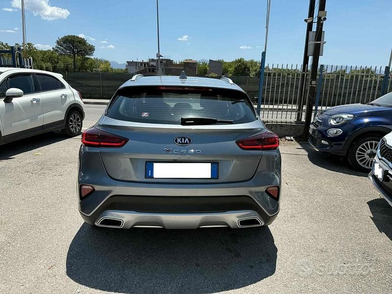 Usata Kia XCeed Style 115 CV (84 kW) 2020 Grigio SUV