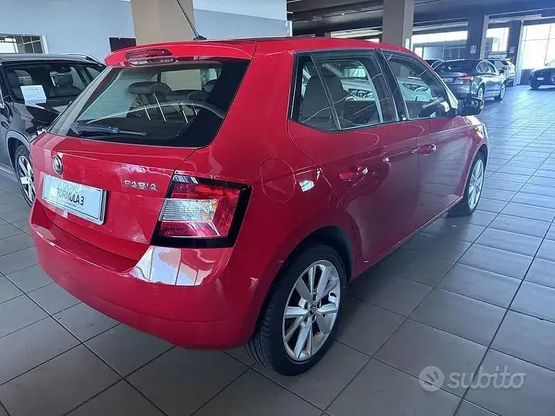 Usata Skoda Fabia Executive 75 CV (55 kW) 2018 Rosso Berlina