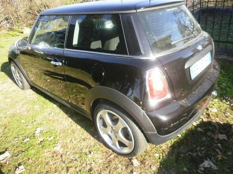 Usata Mini ONE 90 CV (66 kW) 2010 Utilitaria