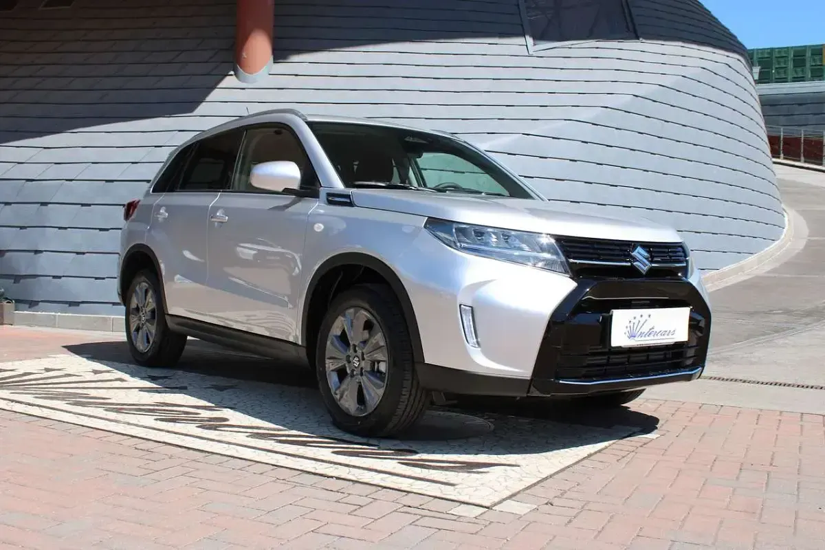 Nuova Suzuki Vitara Cool 110 CV (80 kW) 2026 Argento SUV