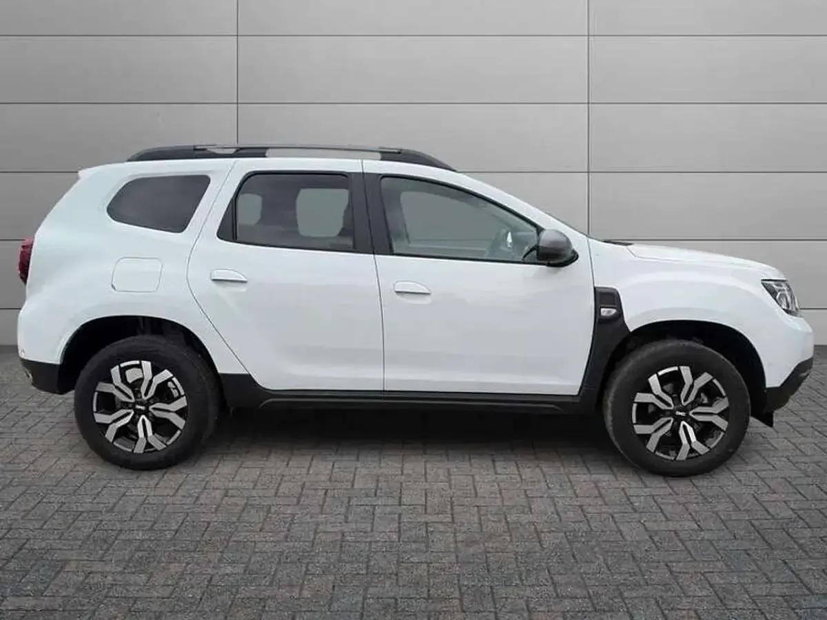 Usata Dacia Duster Journey 101 CV (74 kW) 2024 Other SUV