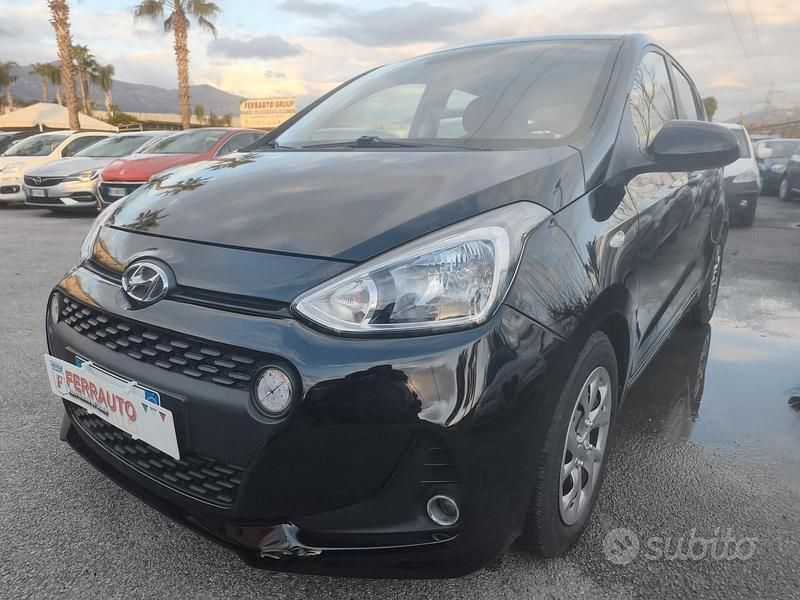 Usata Hyundai i10 Style 65 CV (47 kW) 2017 Nero Utilitaria
