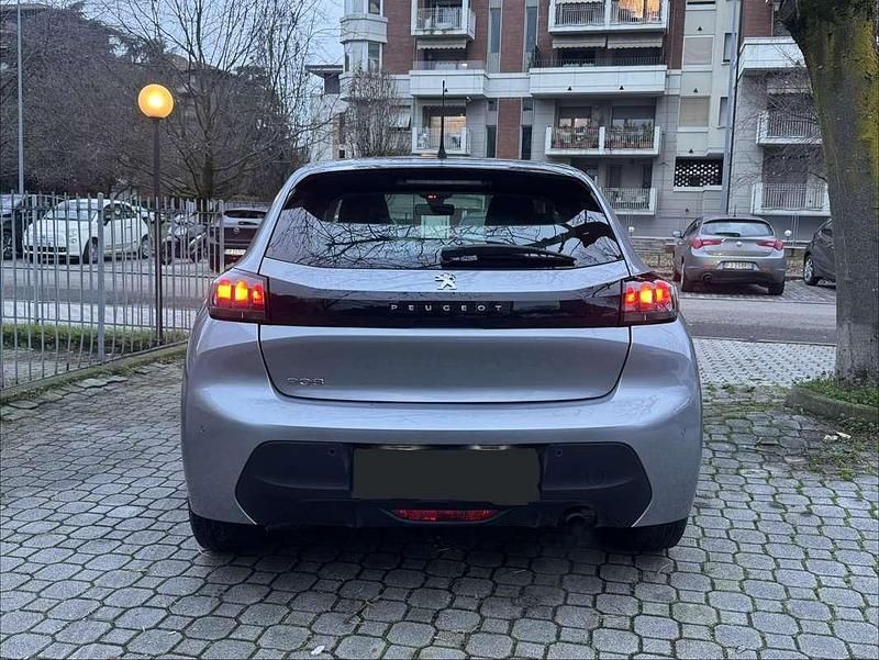 Usata Peugeot 208 Active 75 CV (55 kW) 2020 Argento Utilitaria