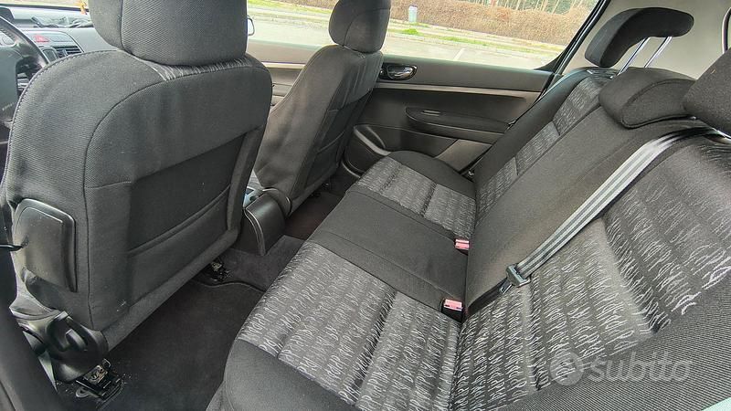 Usata Peugeot 307 110 CV (80 kW) 2004 Grigio Berlina