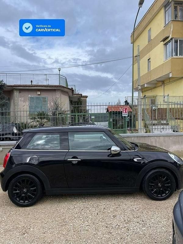 Usata Mini ONE Hype 102 CV (75 kW) 2016 Nero Utilitaria