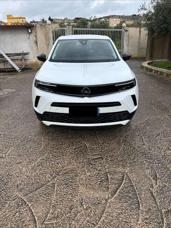 Usata Opel Mokka Edition 101 CV (74 kW) 2023 Bianco SUV