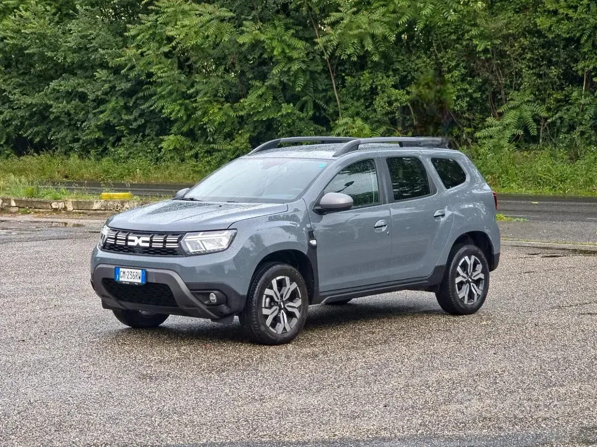 Begagnad Dacia Duster Extreme 116 HK (85 kW) 2023 Grön SUV