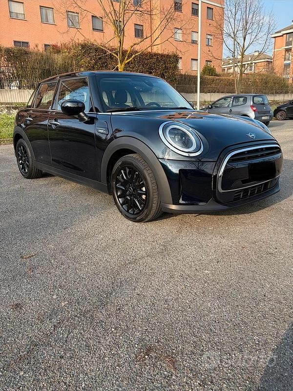 Usata Mini Cooper 136 CV (100 kW) 2023 Blu Utilitaria