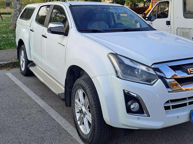 Usata Isuzu D-Max 163 CV (119 kW) 2017 Bianco Pick-up