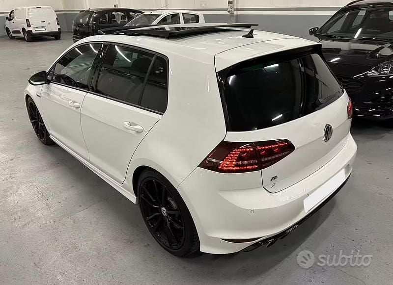 Usata VW Golf VII R 300 CV (220 kW) 2015