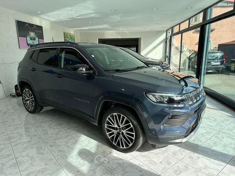Usata Jeep Compass Limited 131 CV (96 kW) 2022 Blu/azzurro SUV