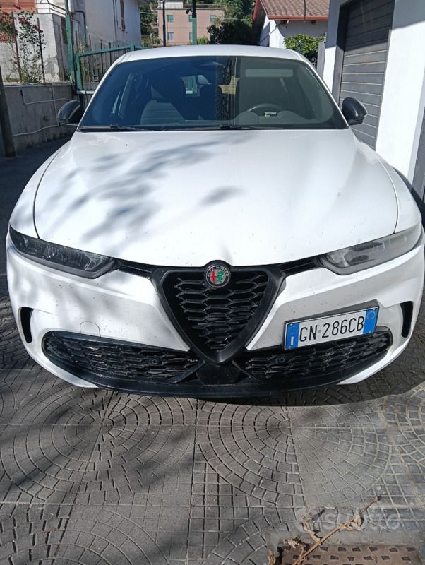 Usata Alfa Romeo Tonale 131 CV (96 kW) 2023 Bianco SUV