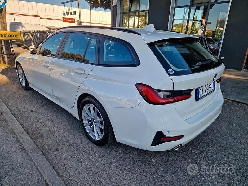 Usata BMW 320 Advantage 190 CV (139 kW) 2020 Bianco Station wagon